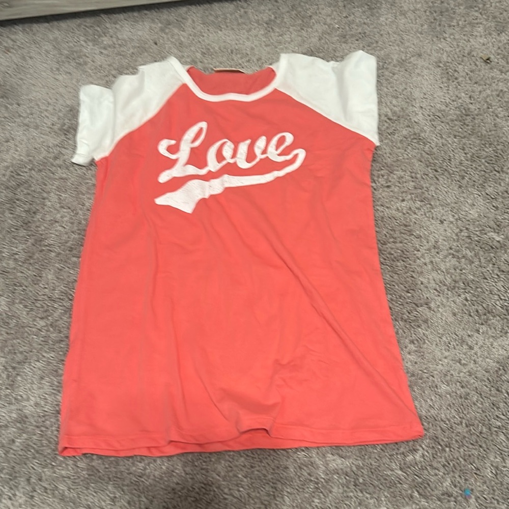 Pink kids large shirt